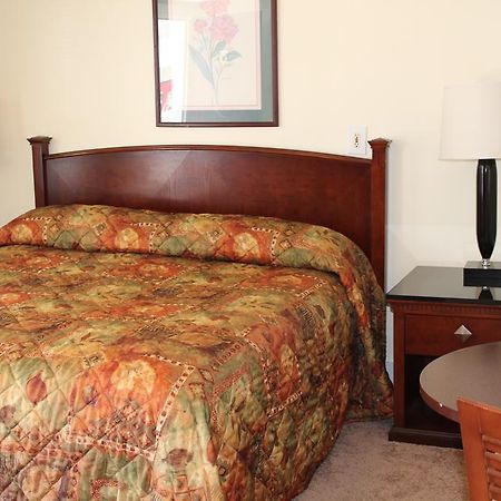 המפטון Royale Coach Motor Lodge מראה חיצוני תמונה