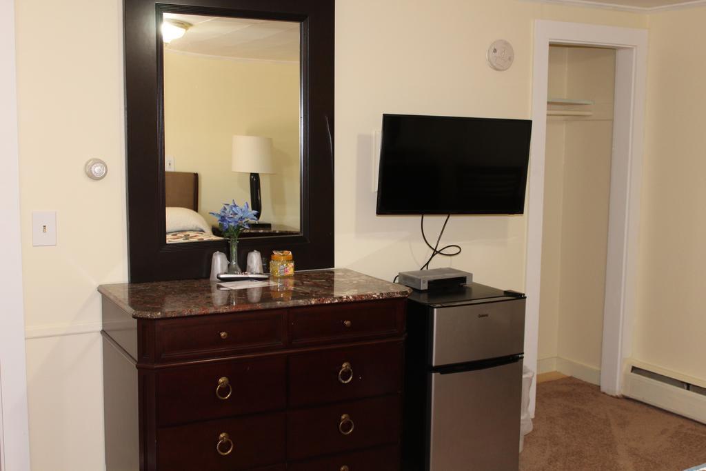 המפטון Royale Coach Motor Lodge מראה חיצוני תמונה