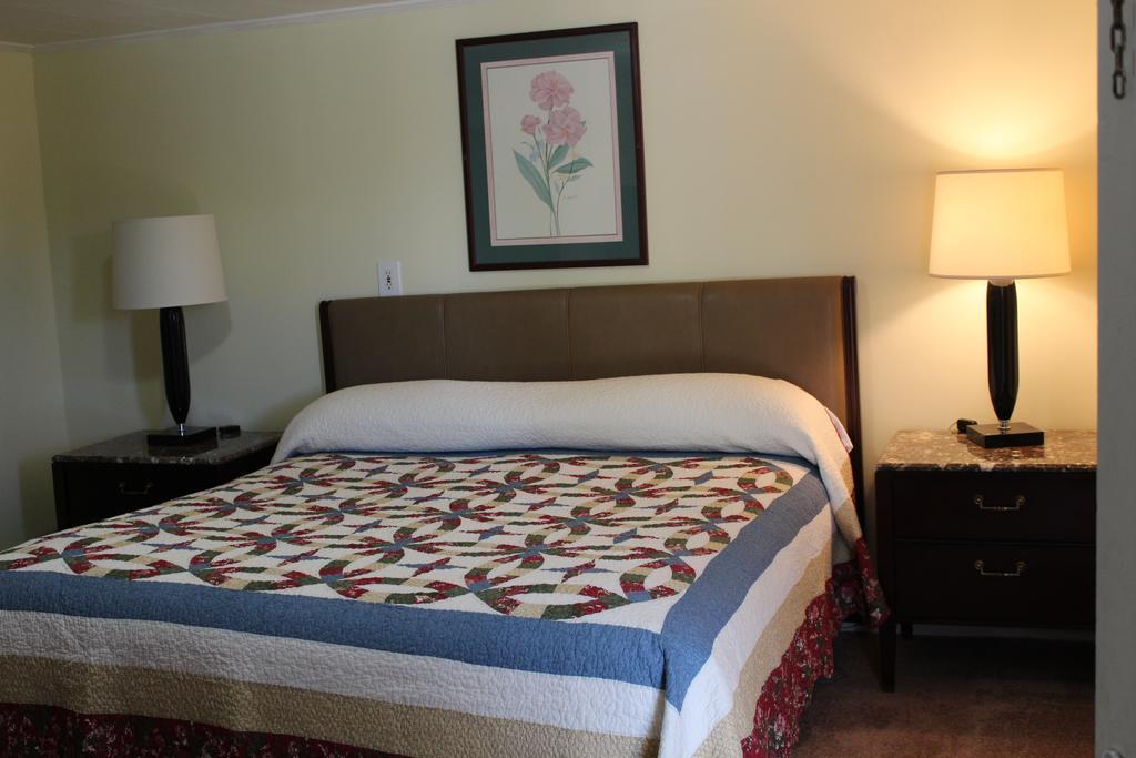 המפטון Royale Coach Motor Lodge מראה חיצוני תמונה